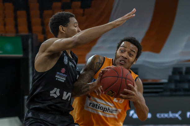 的科比是N 的科比是N