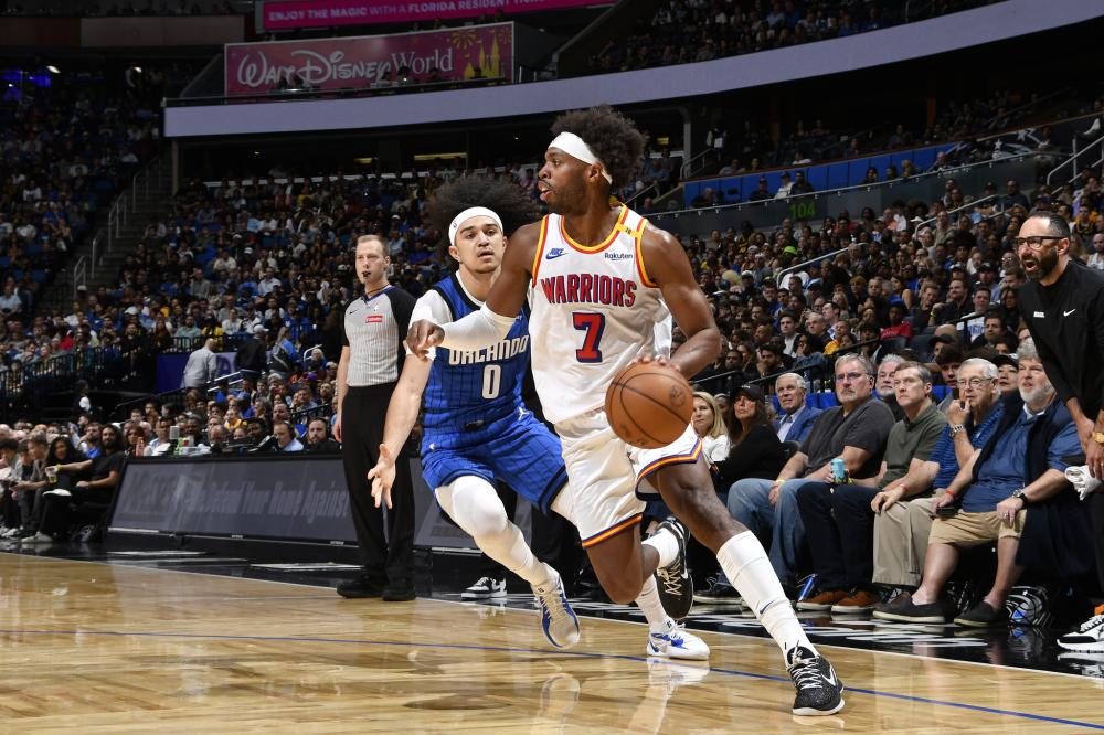 效力多年 效力多年